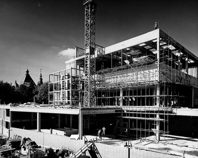 De bouw van het Van Gogh Museum, 1970-1973. Fotografie: Jan Versnel en Gemeente Musea van Amsterdam