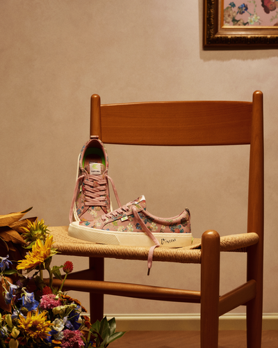 CARIUMA sneakers met het Van Gogh Museum jubileumboeket