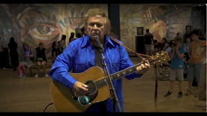 Live optreden van Don McLean in het museum.