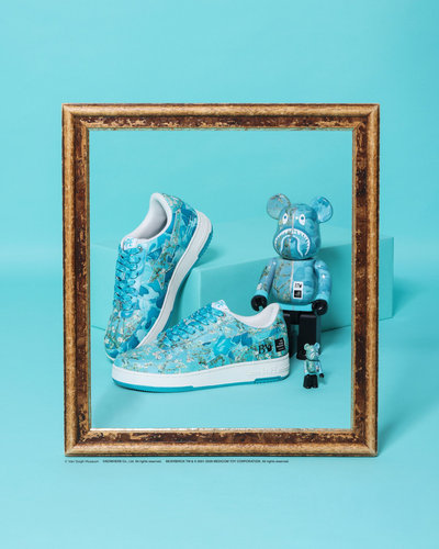 A BATHING APE®︎ × Van Gogh Museum x BE@RBRICK Almond Blossom