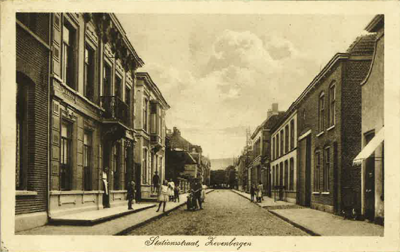De Stationsstraat in Zevenbergen. 